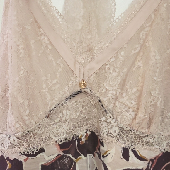 M&S nightie Rosie for Autograph floral & lace nightie - Picture 4 of 9